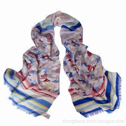 Wool scarf with printing, 55% wool and 45% silk, fashionable design